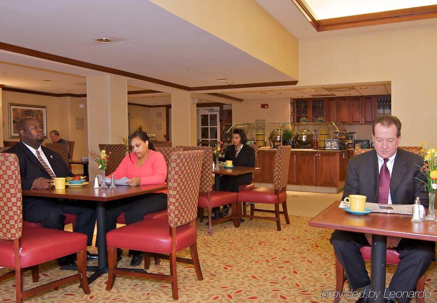 Homewood Suites By Hilton Newark-Wilmington South Area Restoran gambar